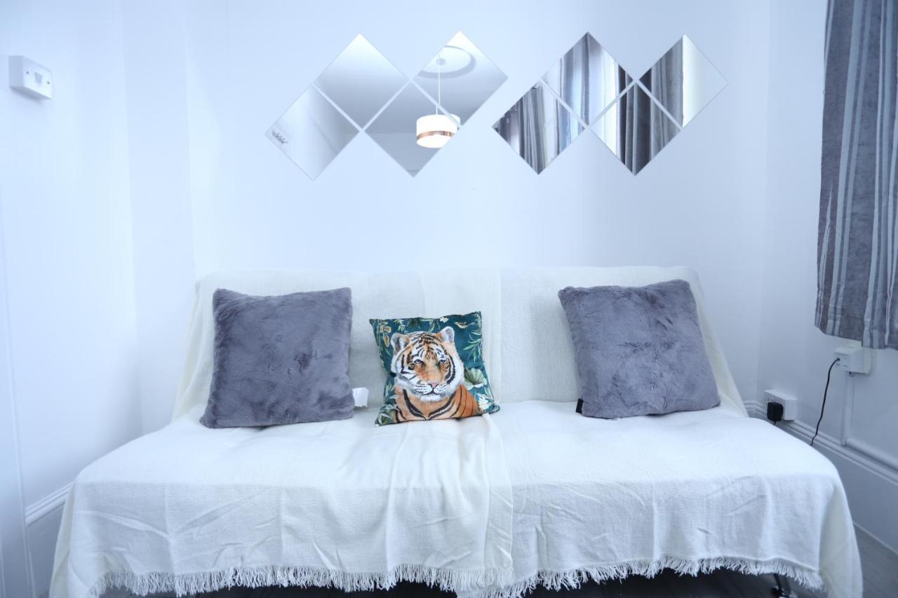 London Town Apartment- Lewisham Экстерьер фото